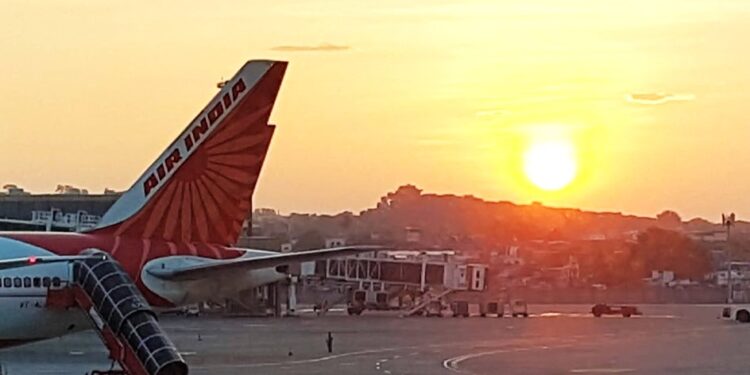 “It’s an absolute honor to collaborate with Air India”-Manish Malhotra