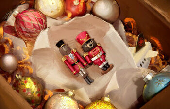 Air Canada is  weaving festive magic into the hearts of Canadians!