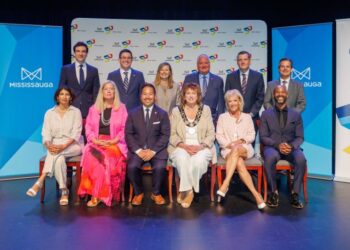 Mayor Carolyn Parrish Sworn In at Mississauga Office
