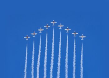 #TorontoAirShow is back! Eyes to the Skies!