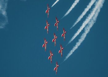 Canadian Forces Snowbirds complete their 2024 Show Season