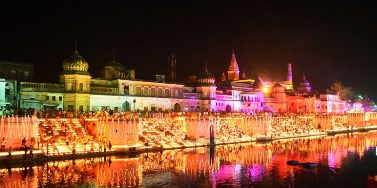 Ayodhya’s Night: A Deepotsav Delight!