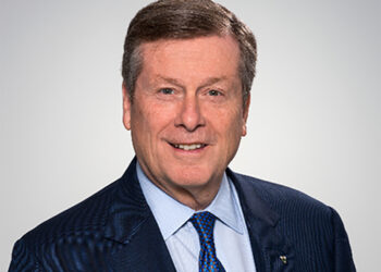 City of Toronto and Toronto Hydro to install 32 additional on-street EV charging stations by end of 2022