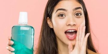 Selecting a perfect mouthwash & how to use It