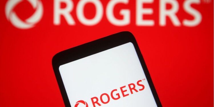 Canada’s internet outage caused by ‘maintenance’