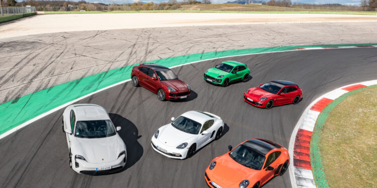 Porsche Insurance launches in Canada