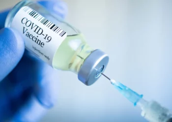Over 30 Indian students vaccinated with one syringe, probe ordered