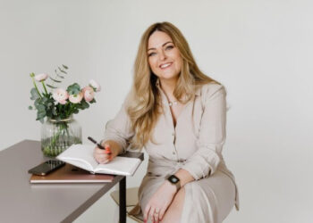 How to Avoid Professional Burnout in Summer? Remote Work Expert Weighs In