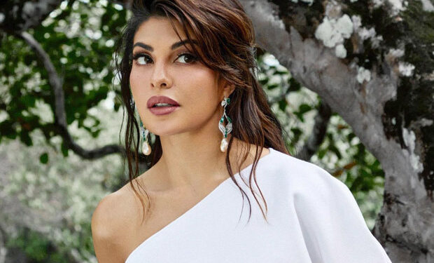 Jacqueline Fernandez gets trapped in the Rs. 200 crore extortion case!