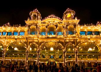 President of India inaugurates Mysuru Dasara Festival
