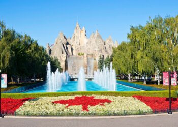 Canada’s Wonderland to hire 4,000 associates for 2023 season!