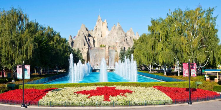 Canada’s Wonderland to hire 4,000 associates for 2023 season!