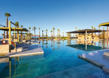 RIU Hotels & Resorts receives 60 awards from Booking