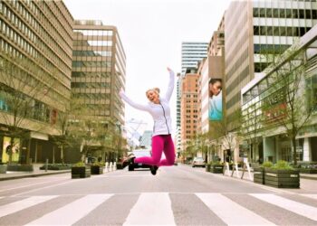 ‘She Walks Canada’ is off to an amazing start!