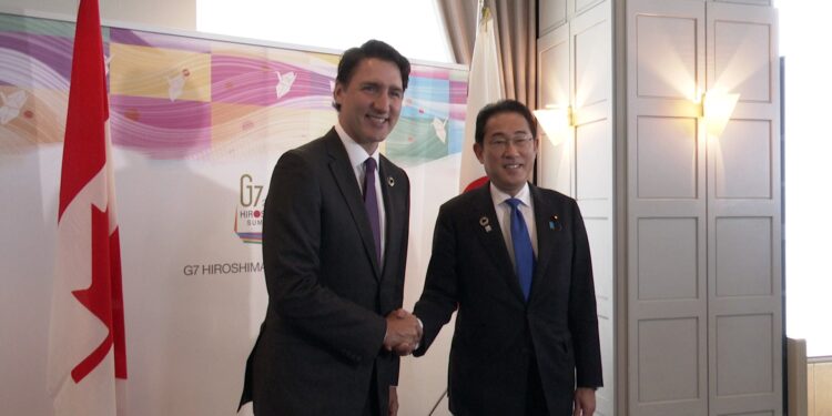 #G7HiroshimaSummit: PM Justin Trudeau met with @JPN_PMO , Kishida Fumio