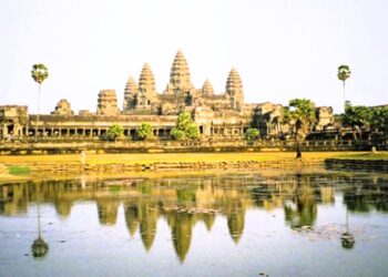 Cambodia Shines Bright: Double Victory at the 2023 World Travel Awards!