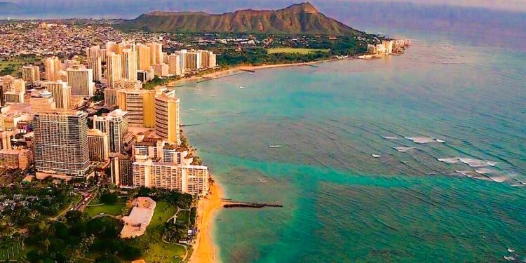 Waikiki Walk with Aloha