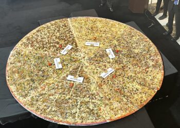 Decade of Delectable Delights: Turyaa Chennai Presents India’s Largest Pizza!