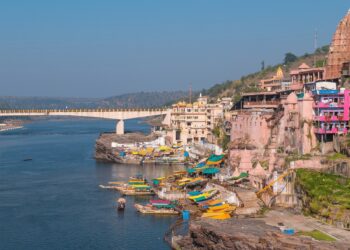 Exploring the Narmada: A Revered Pilgrimage Site